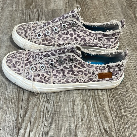 Nice Blowfish shoes - Picture 2 of 4